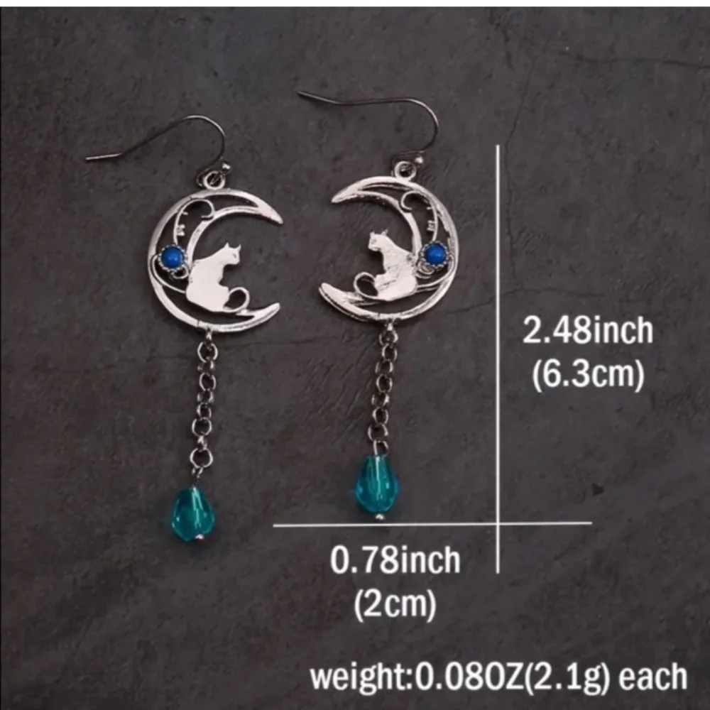 NWT! Silver Tone Cat Sitting on the Moon Pierced Dangle Earrings!